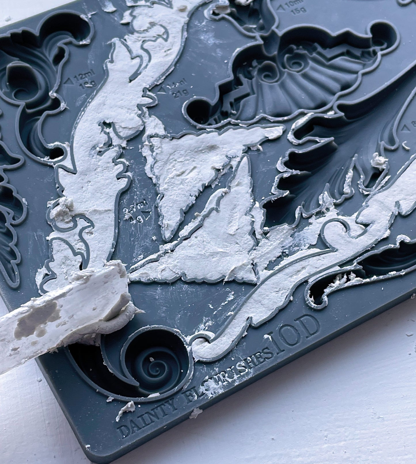 Dainty Flourishes IOD décor mould 6 x 10 - by Iron Orchid Designs - New Release