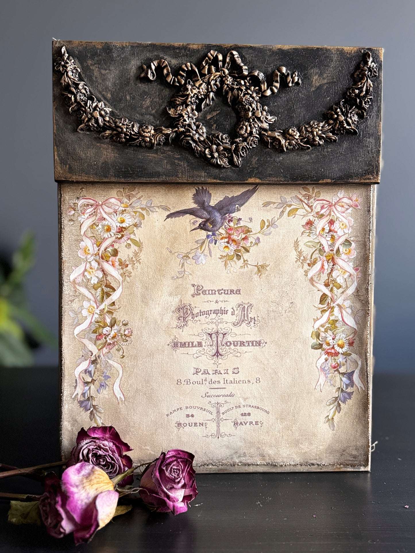 Wreath and Swags IOD décor mould 6 x 10 - by Iron Orchid Designs - New Release
