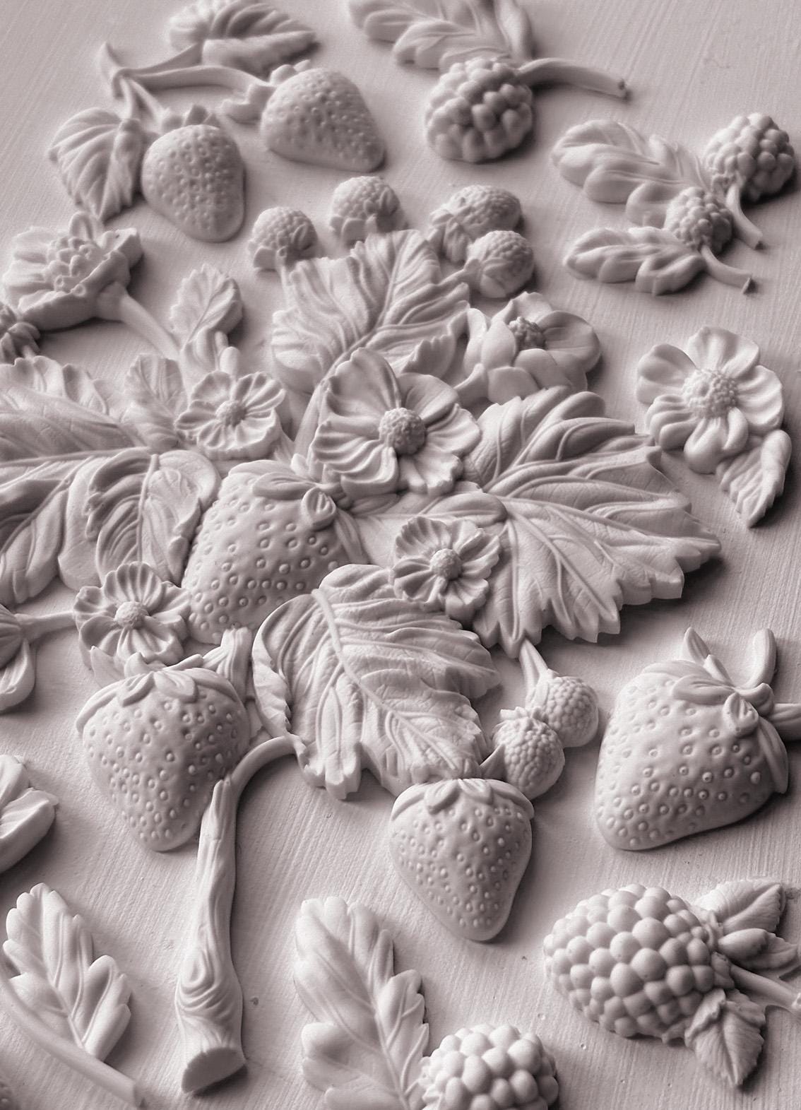 Wild Berries IOD décor mould 6 x 10 - by Iron Orchid Designs